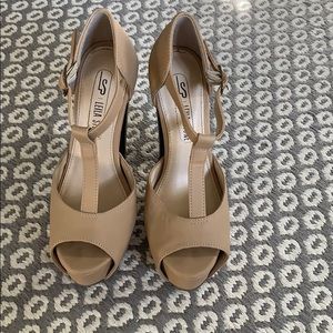 Leila Stone tan high heels